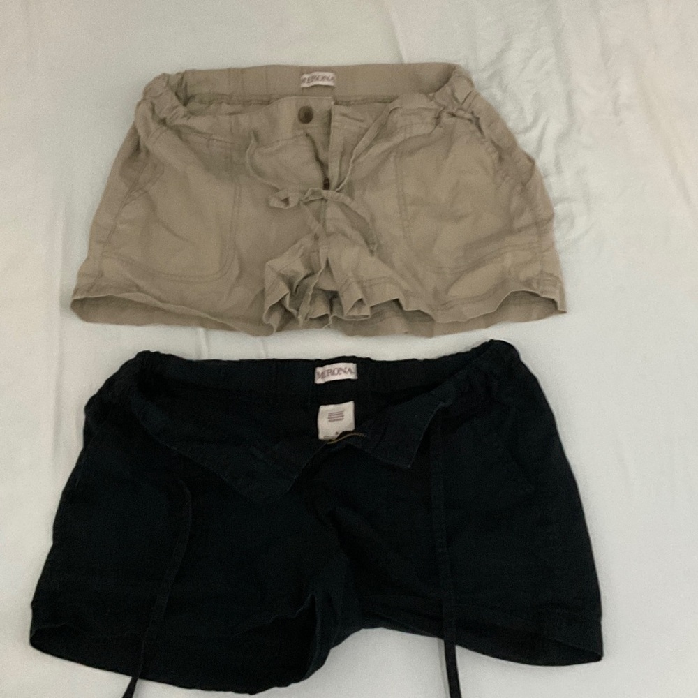 Merona Women's Cargo Shorts - Black and Tan